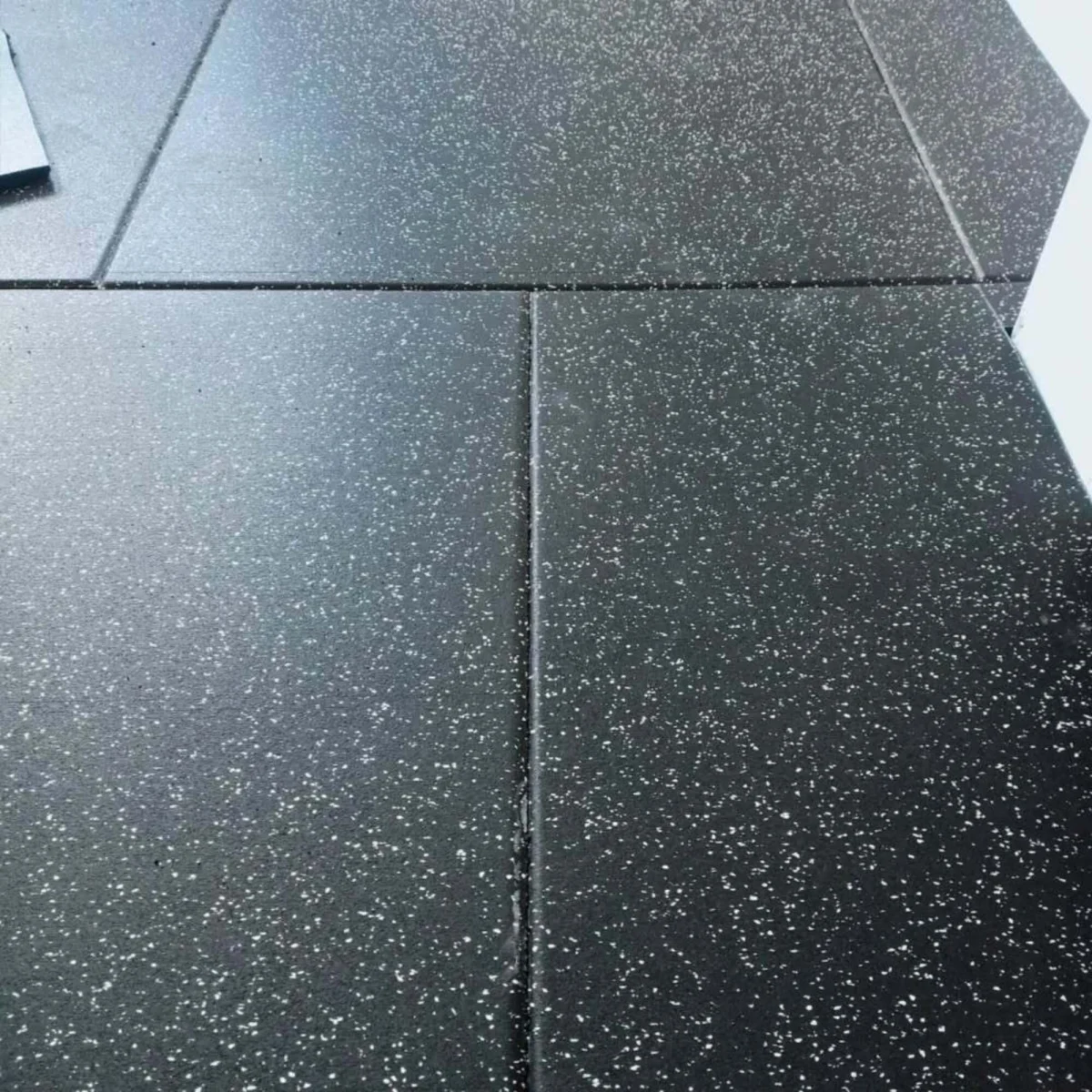 Wodeco CB100 - Karo Kauçuk 100 cm x 100 cm x 20 mm - Pürüzsüz Beyaz Benekli - Görsel 4